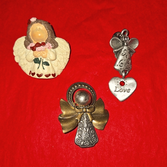 Jewelry - Lot of 3 Angel brooches